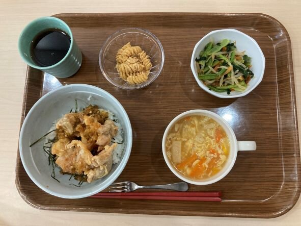 給食からあげ丼.JPG